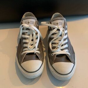 *Like New* Converse, grey, men’s, size 9, sneakers
